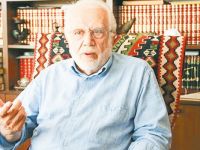 İhsan Süreyya Sırma'ya büyük ayıp