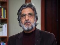 İhsan Fazlıoğlu: "Sûreti ile sîreti arasında Akif Emre"