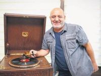 Kalan Müzik'in sahibi ünlü yapımcı Hasan Saltık, hayatını kaybetti
