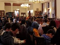 Arıcan: Yazarken felsefe kılavuzunuz olsun