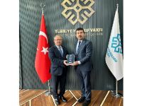 Genel Başkan Arıcan Türkiye Maarif Vakfı Başkanı Akgün’ü ziyaret etti