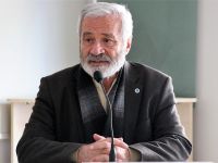 D. Mehmet Doğan İstanbul’dan gelen öğrenci ve öğretmenlere Âkif’i anlattı