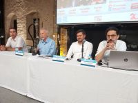 Türkiye Yazarlar Birliği Konya Şubesinin düzenlediği programda Belgesel Fotoğraf konuşuldu:
