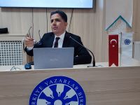 Türkiye Yazarlar Birliği Erzincan Şubesinde Konuşan Prof. Dr. Mücahit Kağan: “Mükemmeliyetçilik psikolojik rahatsızlıktır”