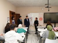 Vali Şahin genç yazar adaylarını ziyaret etti