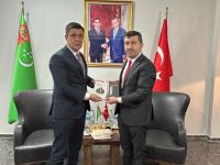 TYB Başkanı Arıcan Büyükelçi Ishanguliyev’i ziyaret etti