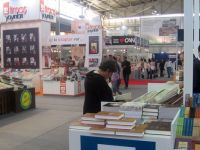 Romancı Emine Işınsu Yazar Okulundaydı