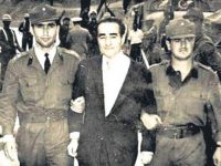 Yavuz Donat: Siyaset... Beyaz gömlek... Ve sehpa