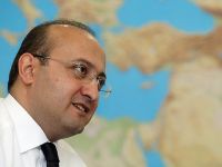 Yalçın Akdoğan'dan: PYD ateşle oynamamalı