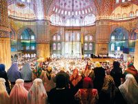 Hanımlar mahfilinden cuma namazı izlenimleri