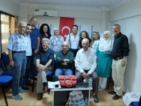 İzmirli Yazarlar Karikatürist Oldu!