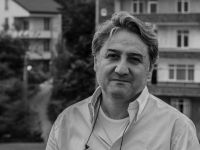 Türkçeden Başka Kendimi Hiçbir Yere Ait Hissetmiyorum