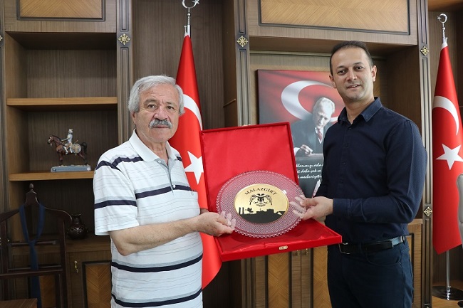 1-046.jpg 1-046.jpg