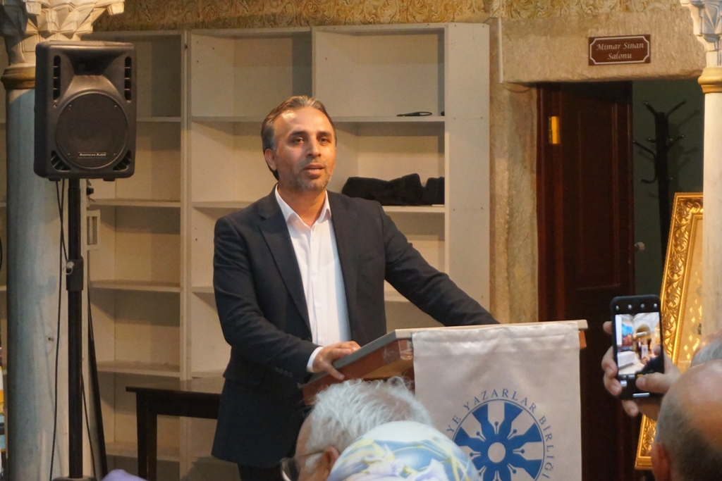 Mahmut Bıyıklı 1-047.jpg