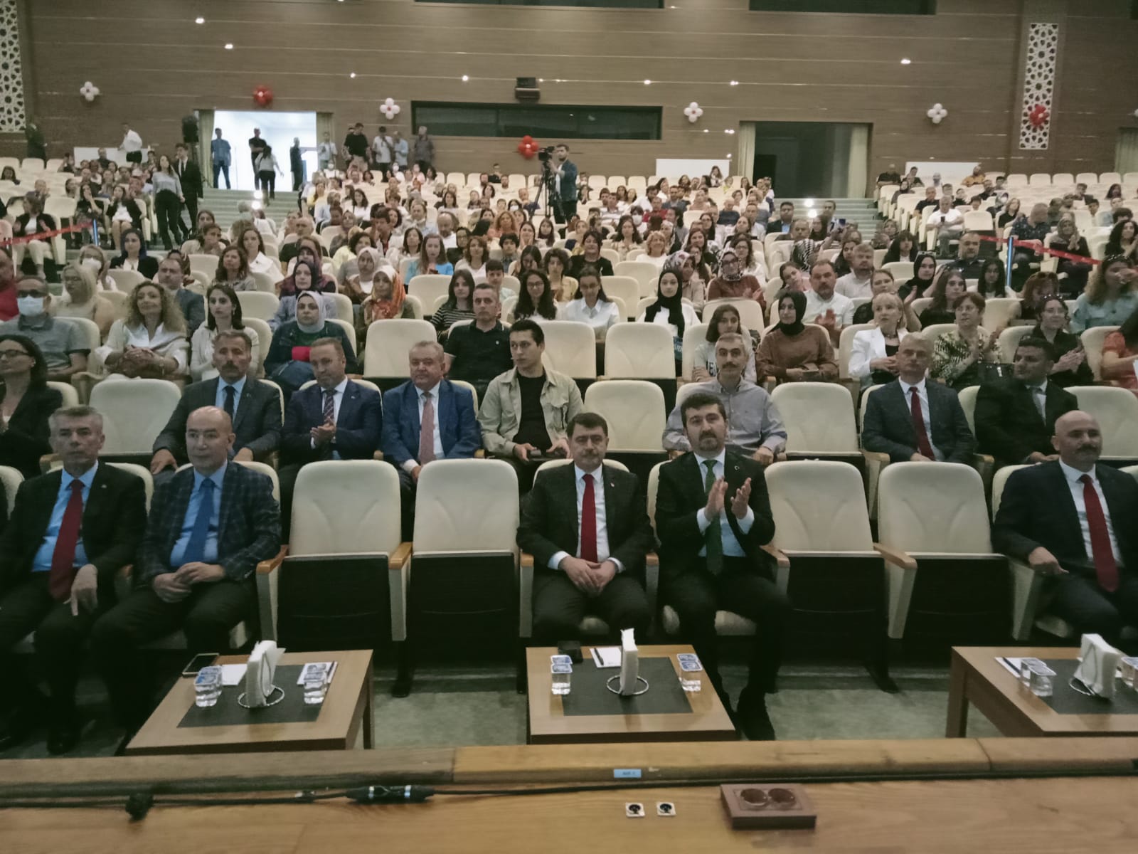 2f380fc8-144b-4f4c-b111-2571119baadc.jpg 2f380fc8-144b-4f4c-b111-2571119baadc.jpg