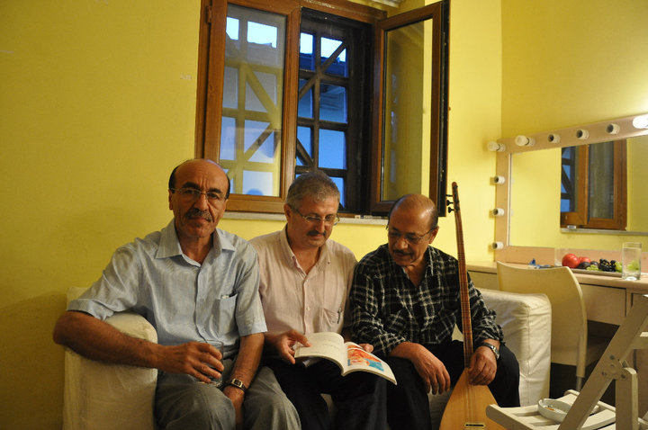 4.neset-ertasla-harbiye-konseri.23.7.2010-istanbul.jpg