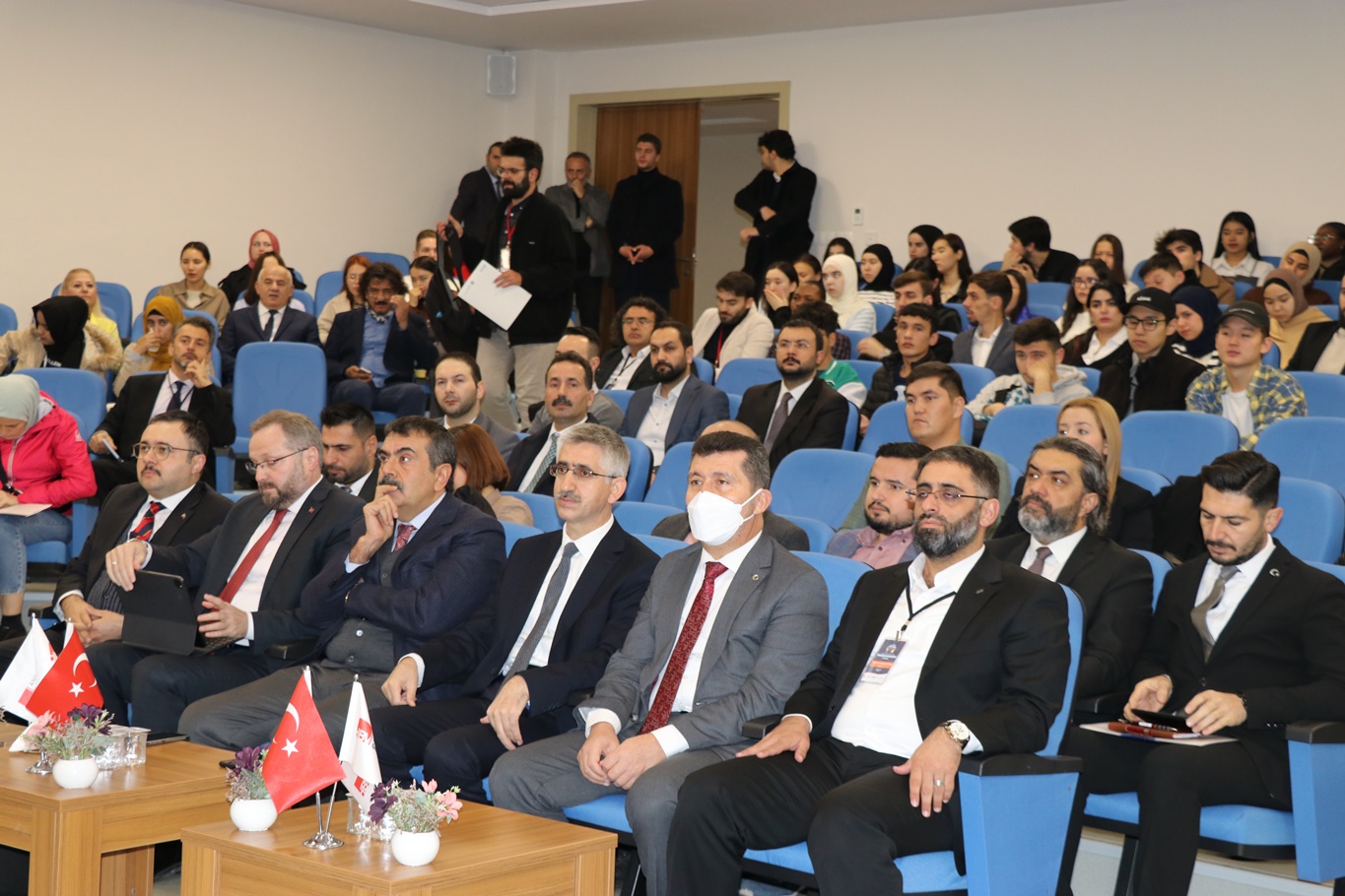 ankarada-turkiyede-uluslararasi-ogrenci-olmak-sorunlar-ve-zorluklar-konulu-calistay-duzenleniyor-258c1f60.jpg ankarada-turkiyede-uluslararasi-ogrenci-olmak-sorunlar-ve-zorluklar-konulu-calistay-duzenleniyor-258c1f60.jpg