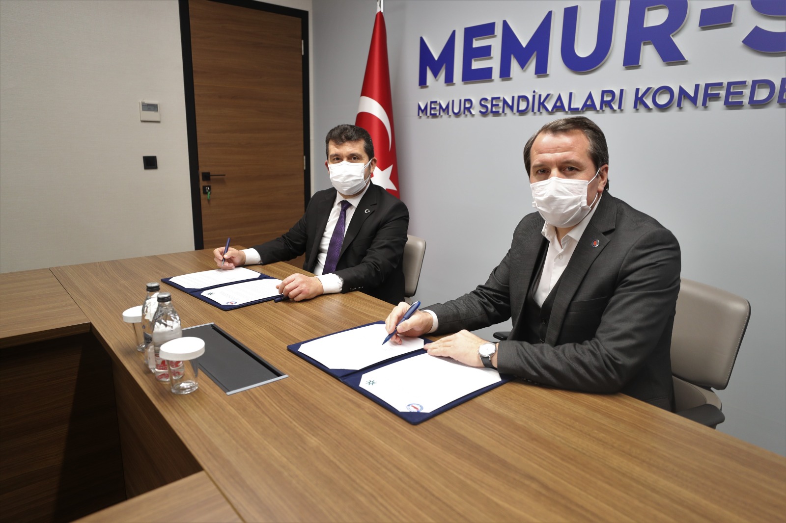 bb05c0bf-8684-4be5-89af-7aa9045e0e65.jpg bb05c0bf-8684-4be5-89af-7aa9045e0e65.jpg