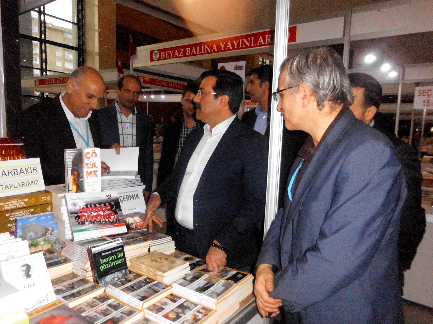 buyuk-sehir-belediye-baskani-cumali-atillanin-tyb-standi-ziyareti.jpg buyuk-sehir-belediye-baskani-cumali-atillanin-tyb-standi-ziyareti.jpg