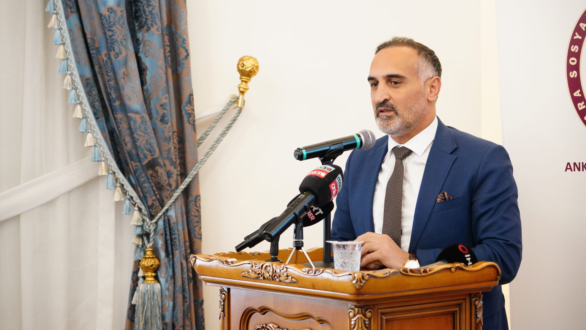 d3e47736-67ab-4de3-b55a-2bd17f4395dd.jpeg d3e47736-67ab-4de3-b55a-2bd17f4395dd.jpeg