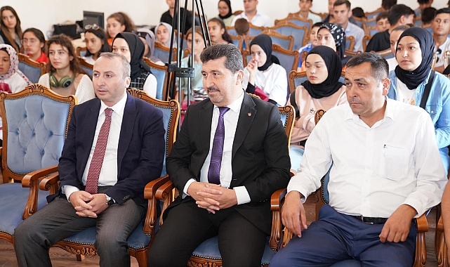 doc-dr-turan-sahin-den-anlamli-jest-4793.jpg doc-dr-turan-sahin-den-anlamli-jest-4793.jpg