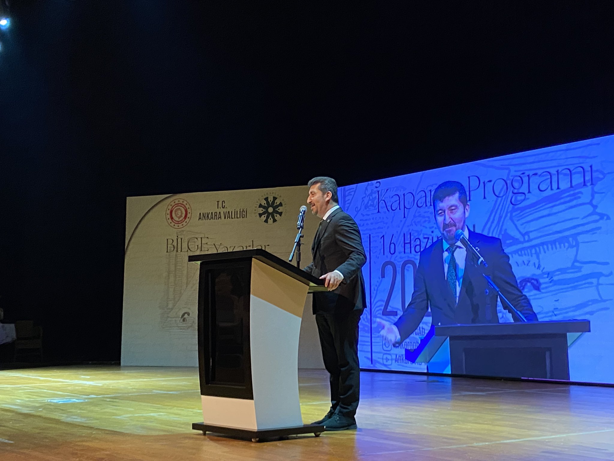 fvwwnpcx0aa2kf9.jpg fvwwnpcx0aa2kf9.jpg