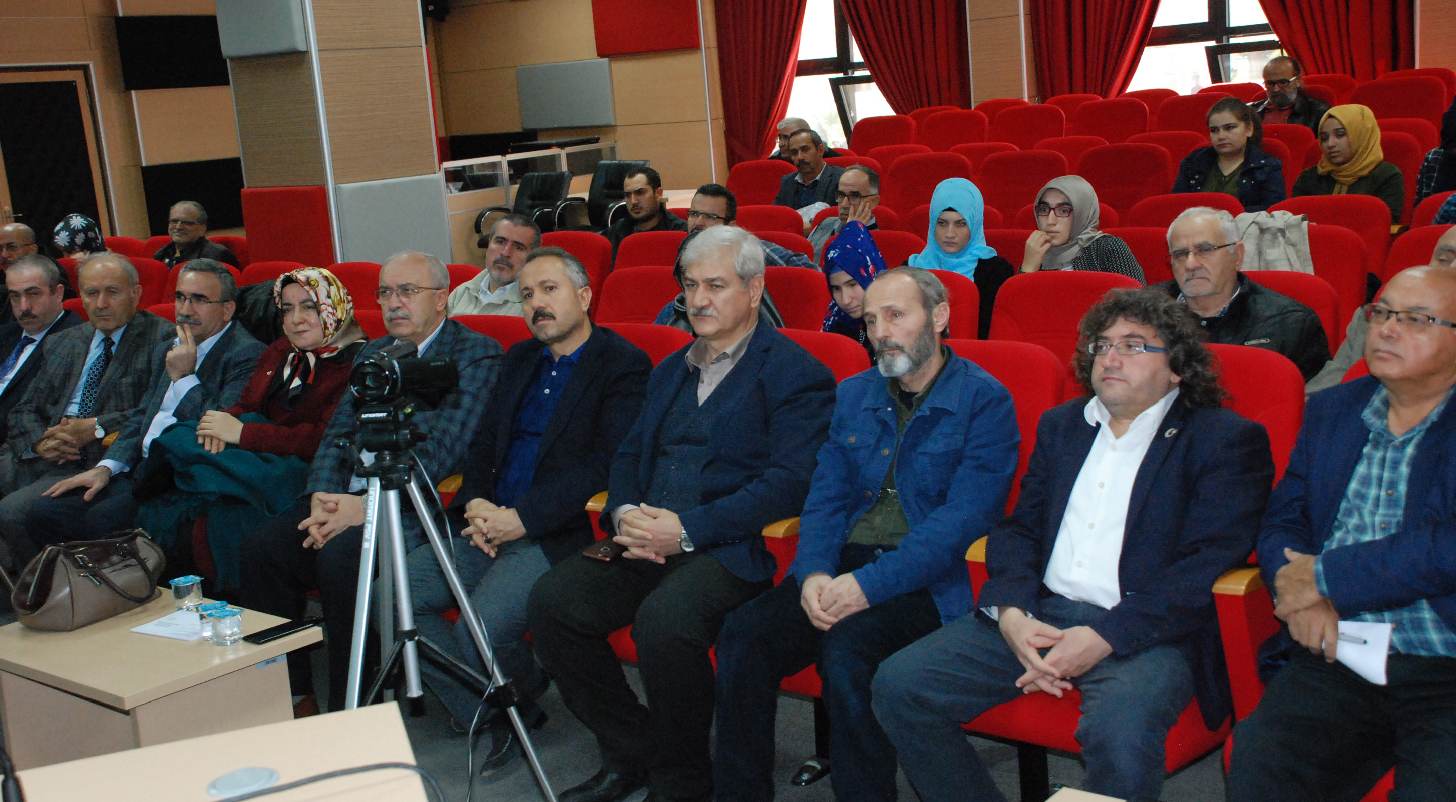 ilk-kadin-yazarlar-4.jpg ilk-kadin-yazarlar-4.jpg