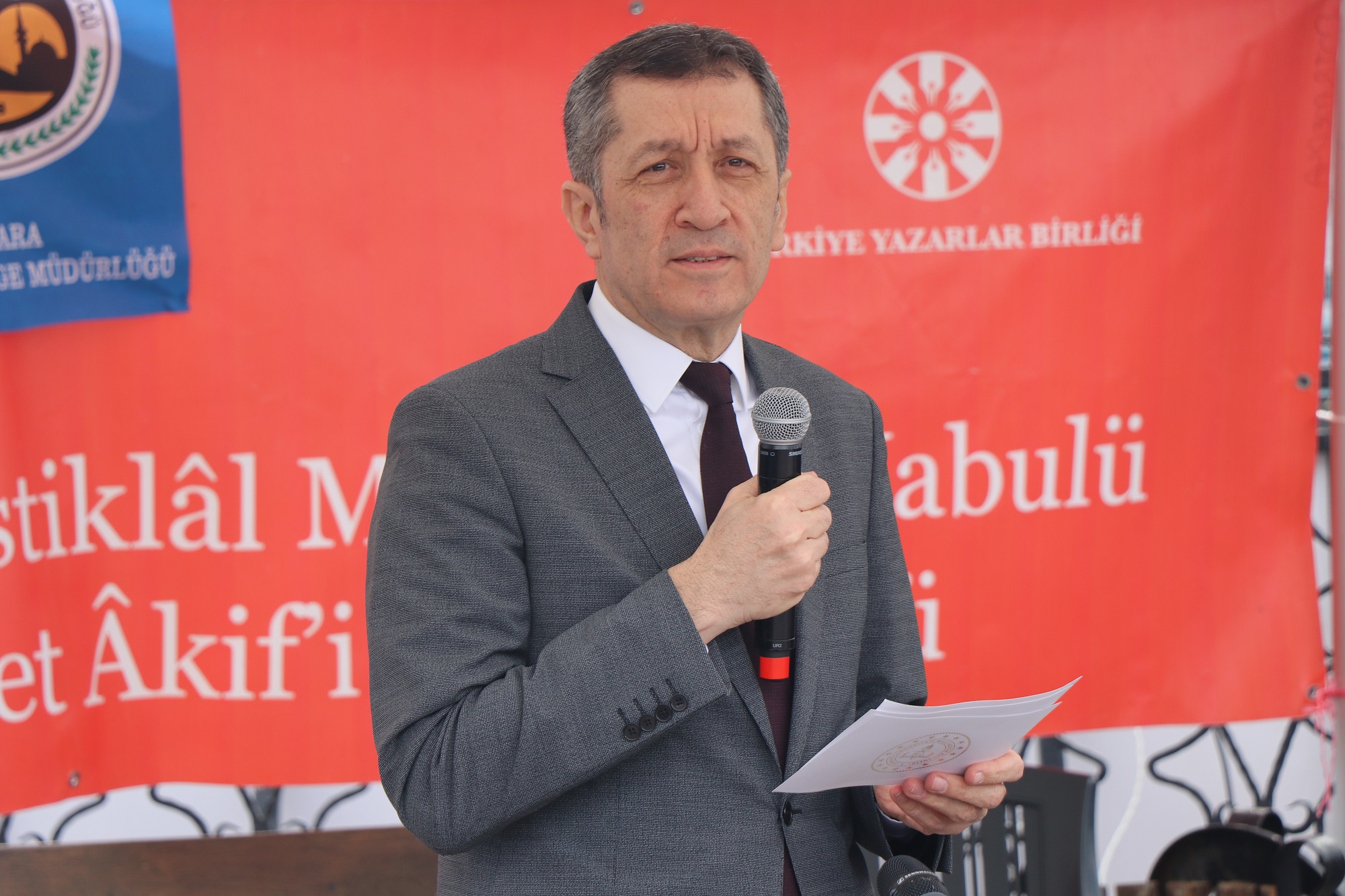 Milli Eğitim Bakanı Ziya Selçuk img_1574.jpg