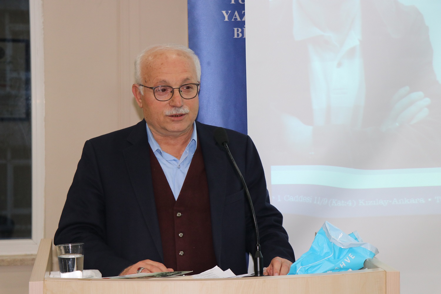 img_5594.jpg img_5594.jpg