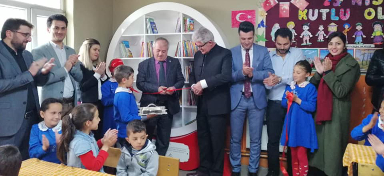 kitaplik1.jpg kitaplik1.jpg