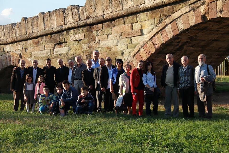 kosova3-001.jpg kosova3-001.jpg