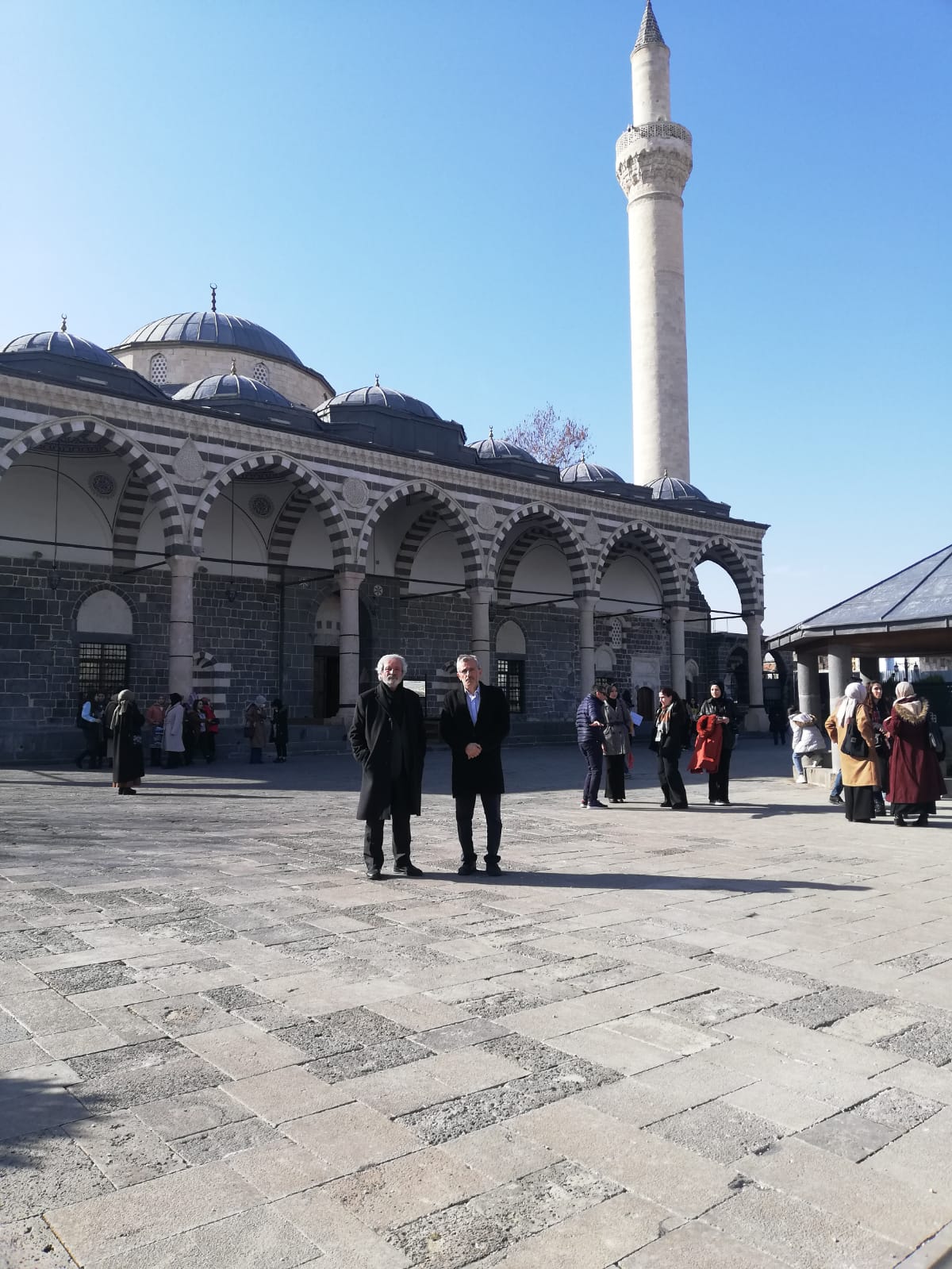 kurşunlu-cami-m.-abakayla.jpg