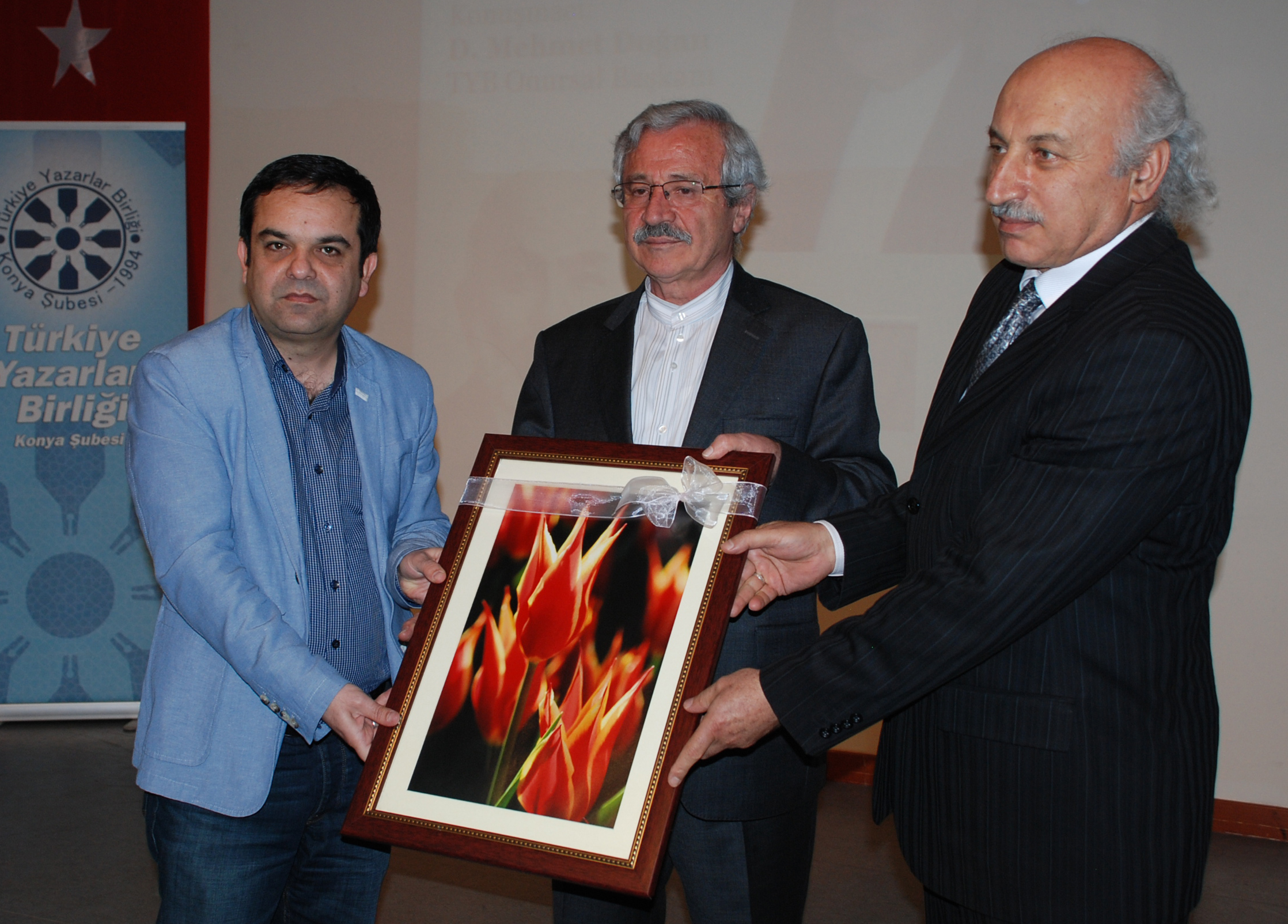 neuplaket.jpg neuplaket.jpg