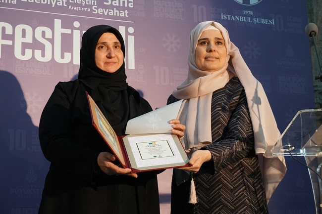 odul-7---derya-kiliclar---fatma-gulsen-kocak.jpg odul-7---derya-kiliclar---fatma-gulsen-kocak.jpg