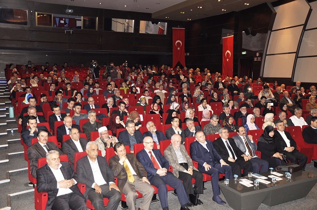 sezai-karakoc-panel2.jpg sezai-karakoc-panel2.jpg