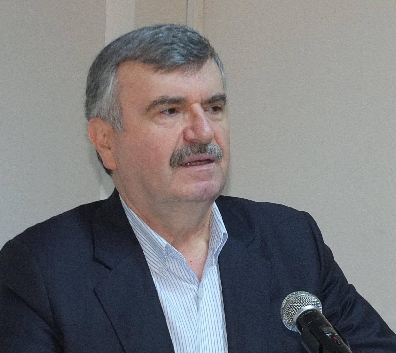 tahir-akyurek.jpg tahir-akyurek.jpg
