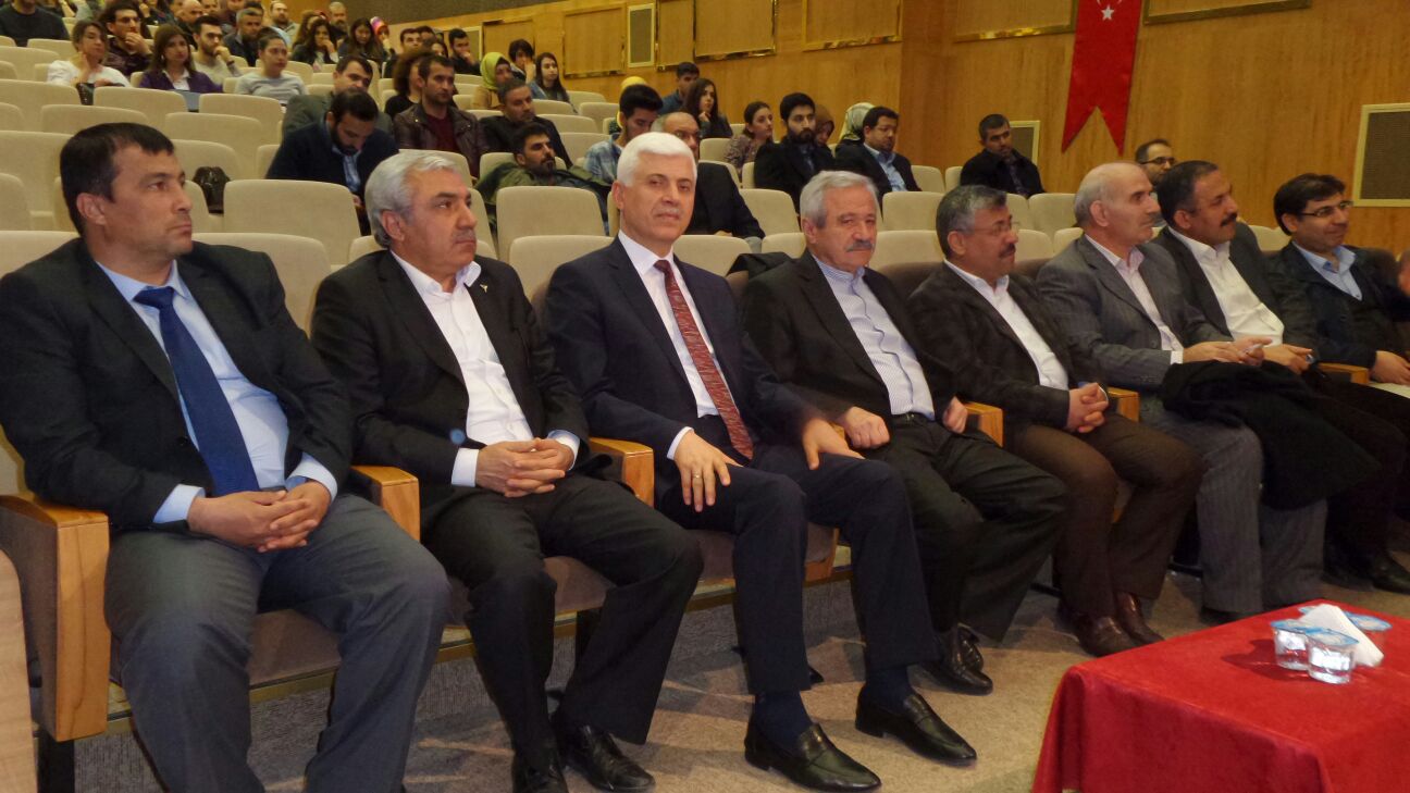 tyb’den-‘istiklal-marsi-ve-mehmet-akif-ersoy’-konferansi-(10).jpeg