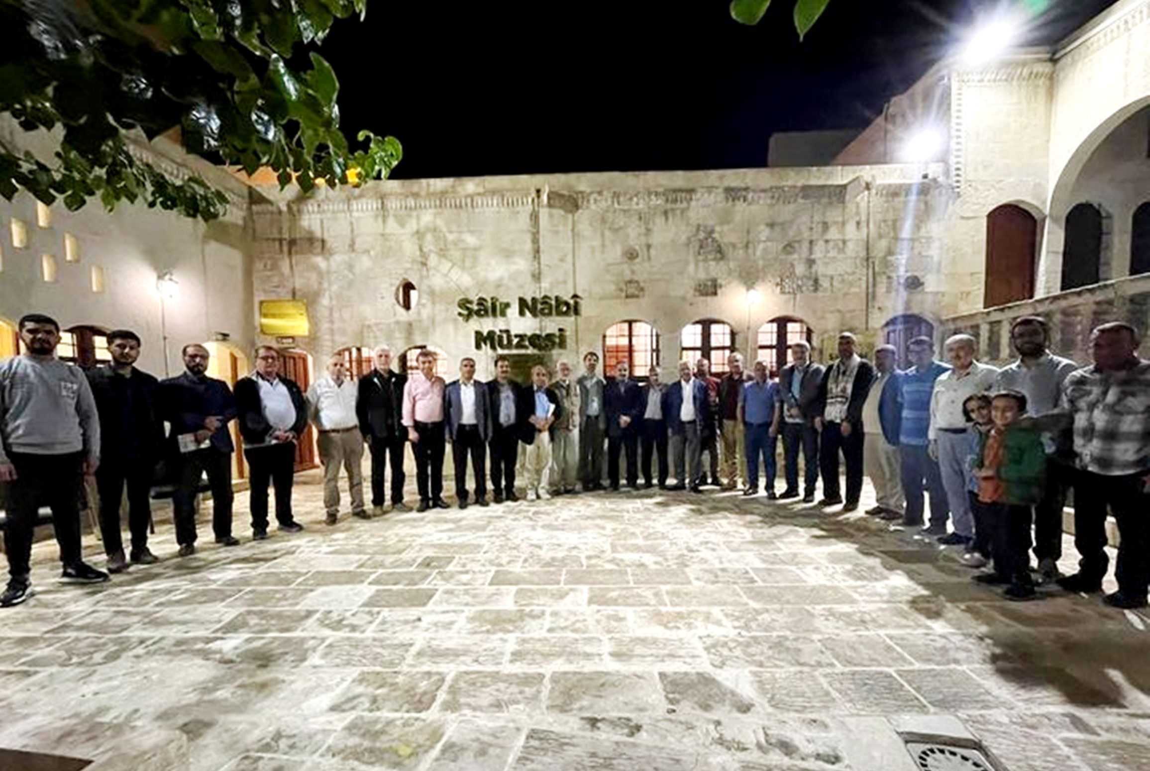 tyb’nin-bu-haftaki-konugu-filistinli-dr.-ramazan-shaik-omer-oldu-(1).jpg