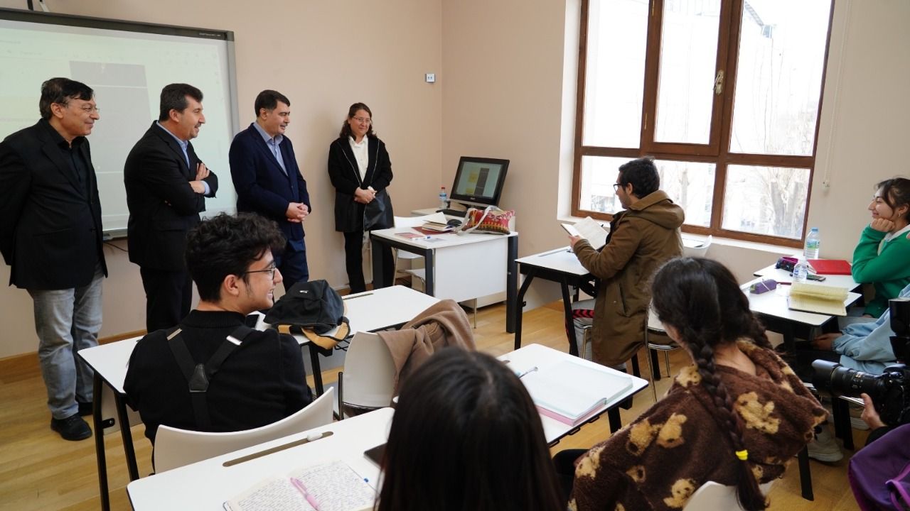 vali-ziyaret-2.jpeg