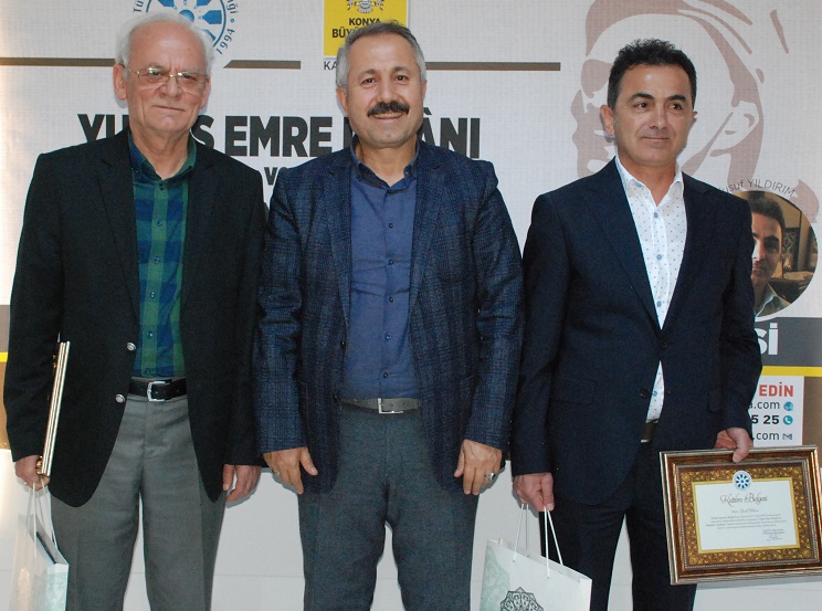 yunus-emre-divani-2.jpg yunus-emre-divani-2.jpg
